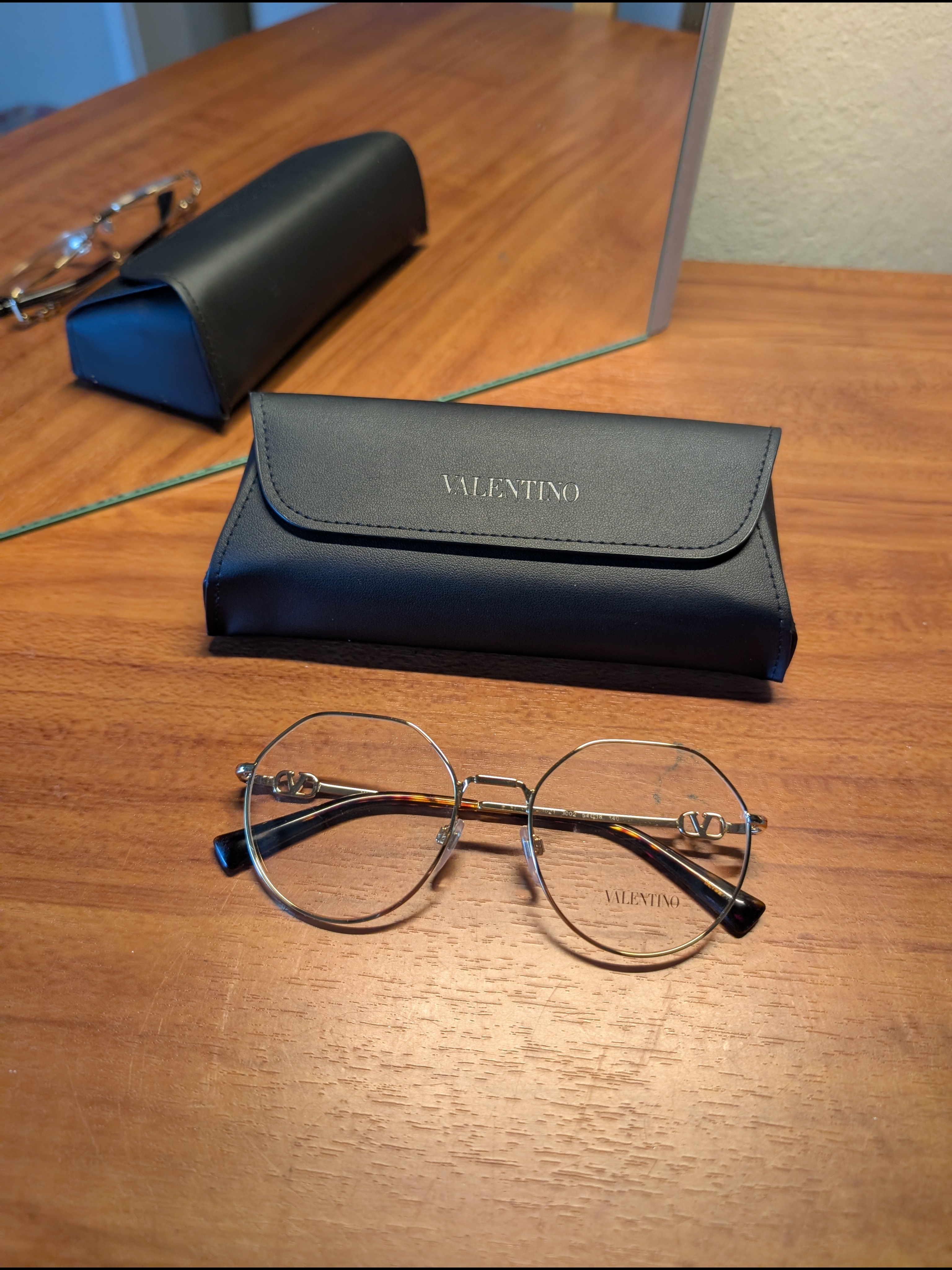 Valentino Round Metal Eyeglasses With Case - Black & Gold
